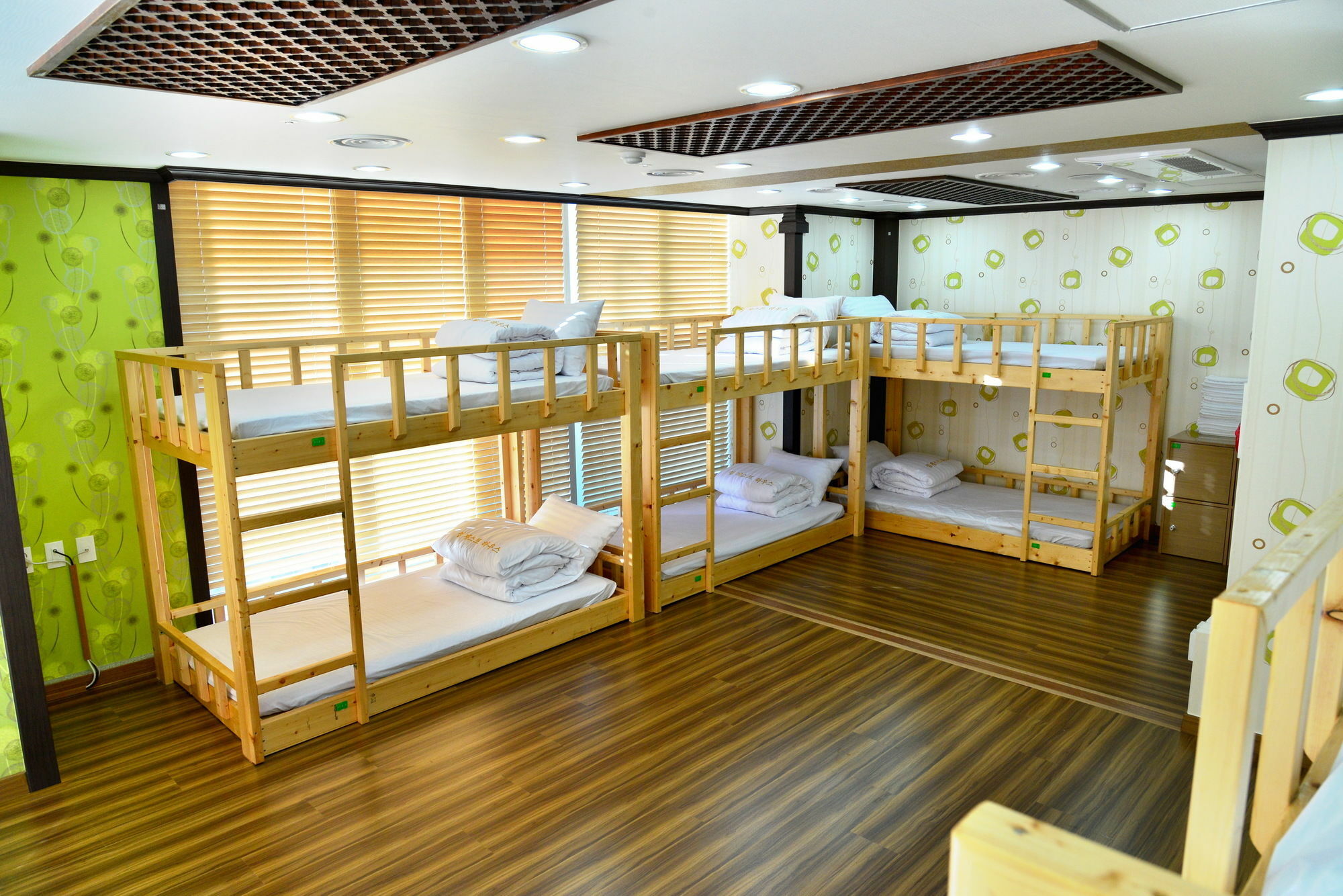 Seom Guesthouse Σεογκουίπο Εξωτερικό φωτογραφία